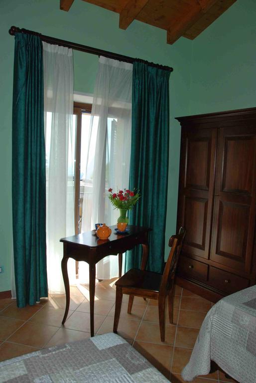 كومو B&B La Casa Di Trizzi الغرفة الصورة