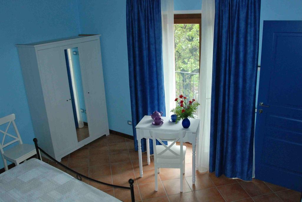 كومو B&B La Casa Di Trizzi الغرفة الصورة